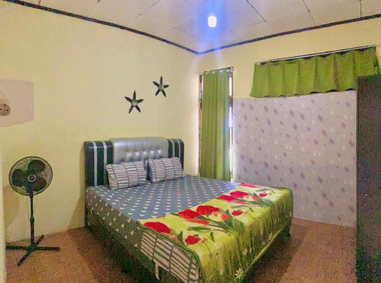 Malin'S Homestay Букіттінгі Екстер'єр фото
